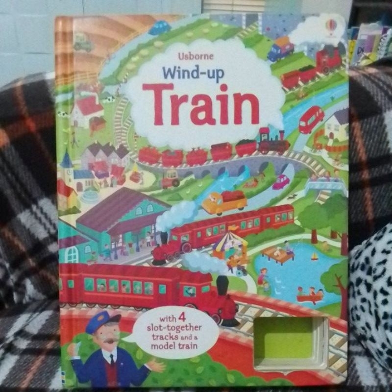 usborne wind up puzzle train