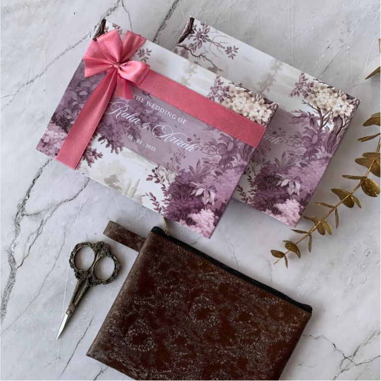 SOUVENIR POUCH ZIPPER 18 x 14 CM INCLUDE PACKING PAPER BOX FULL PITA DESAIN CUSTOM ZIPPER POUCH Z1-1