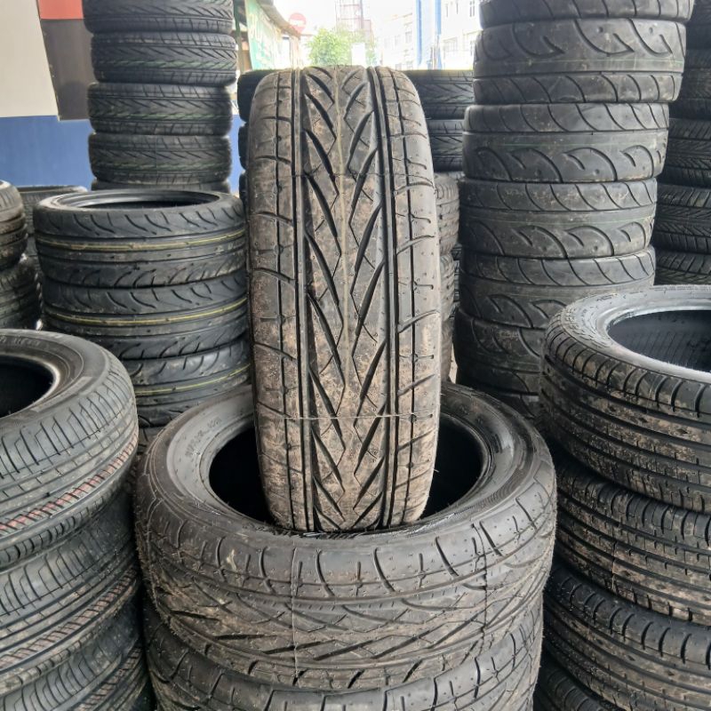 Ban mobil forceum hexa r 185 55 16