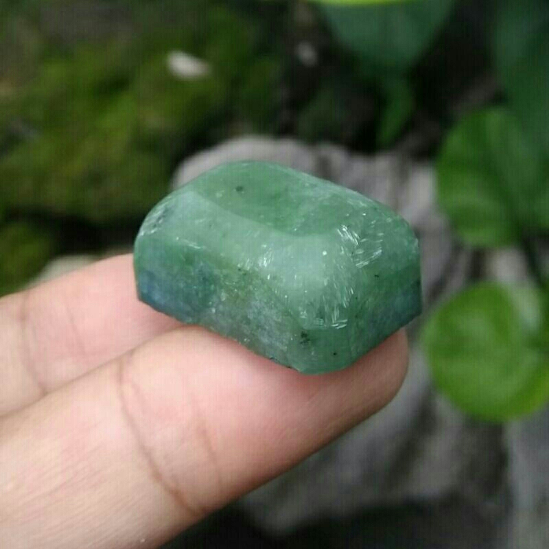 Rough Bahan Kualitas Super Batu Akik Giok Aceh Natural Nephrite Jade