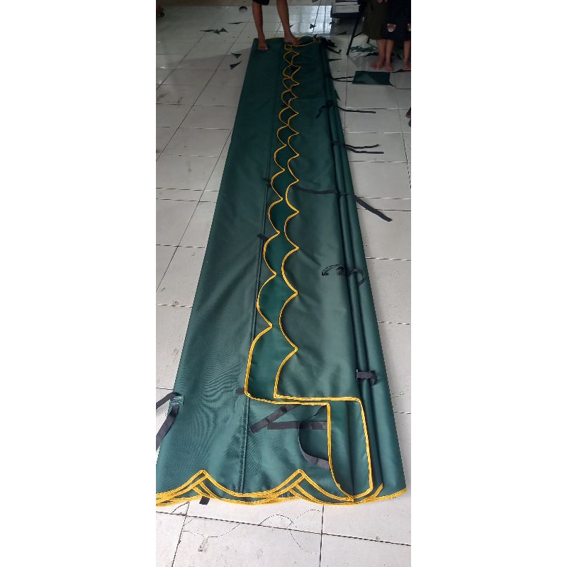 Terpal Tenda 5 x 5 rumbai 35 cm keliling ada tali dan lobang ring