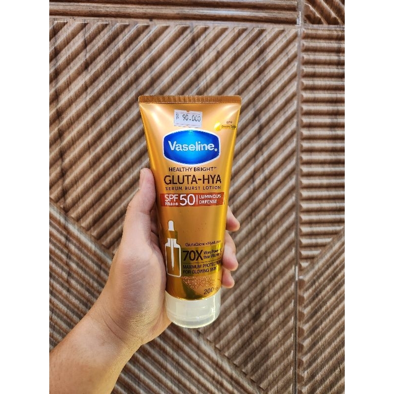 Vaseline Gluta-HYA Luminous Defense Body Lotion SPF 50 PA+++ 200ml