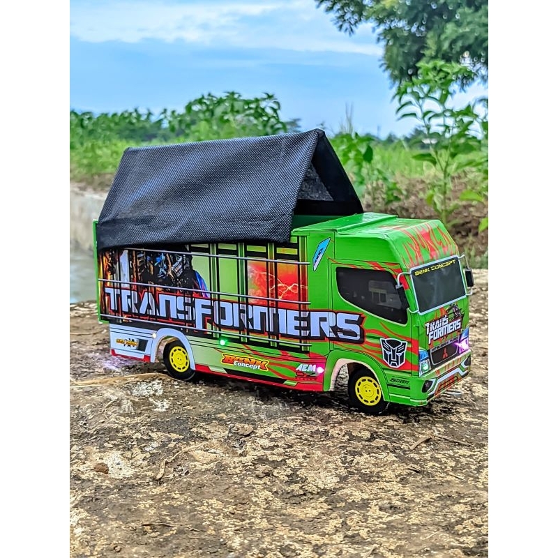 mainan anak/miniatur truk/truk oleng/miniatur truk oleng termurah/miniatur truk variasi lampu/miniat