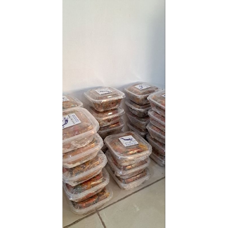 

IKAN LAUT PEDAS by Rosa Meldianti - READY STOCK