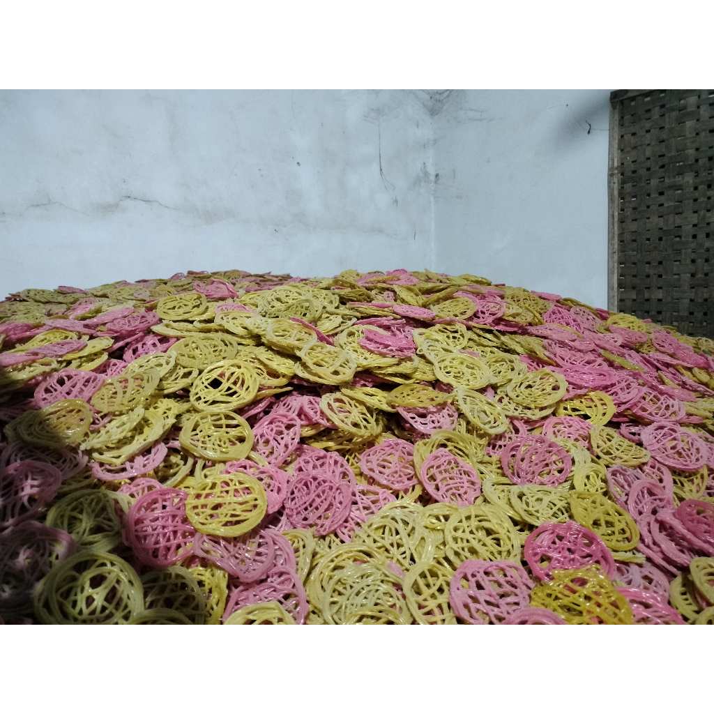 

KERUPUK MIE KHAS TEGAL HARKID