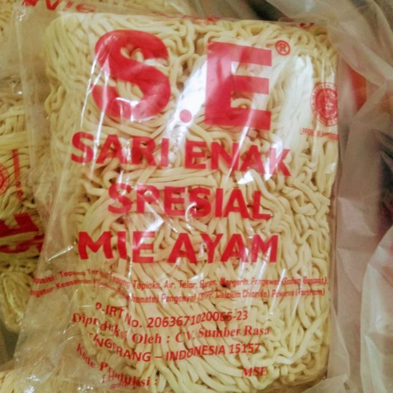 

MIE AYAM MENTAH ISI 6 PORSI 1PACK