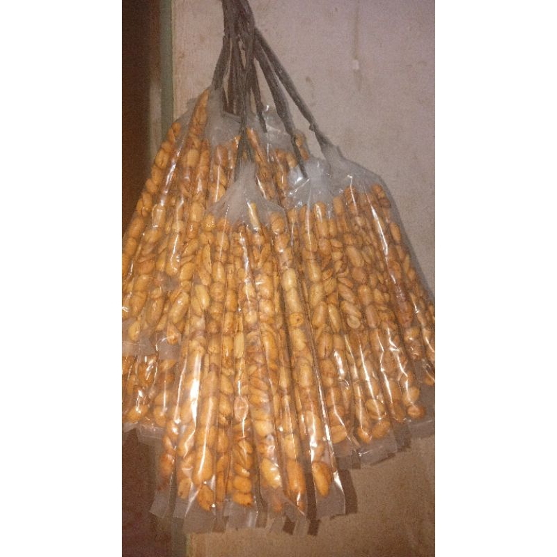 

kacang tujin renyah harga seribuan