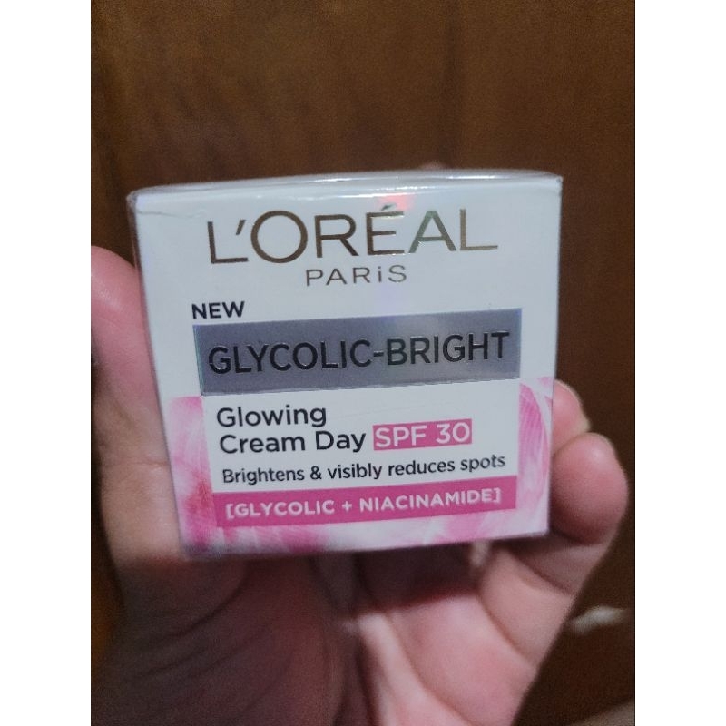 Day cream Loreal paris