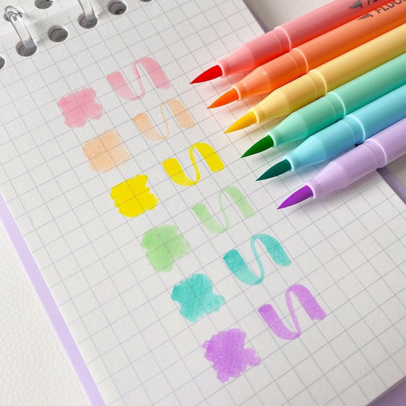

Set 6pcs Brush Pen Murah Highlighter Pen Calligraphy Brush Lettering Aesthetic Vintage Warna Warni Brush Marker Pena Kuas Warna Pulpen Brush Marker Highlighter Warna Pastel Random highlighter pastel double tip 6 colors warna/Penanda penyorotan buku teks