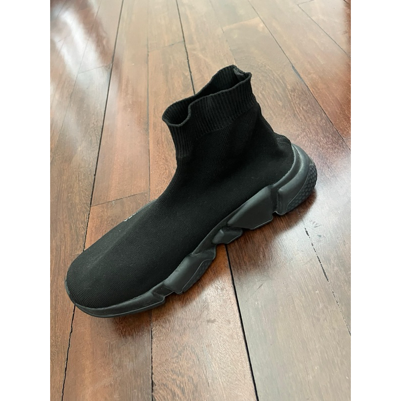 BALENCIAGA ALL BLACK KNIT SNEAKER