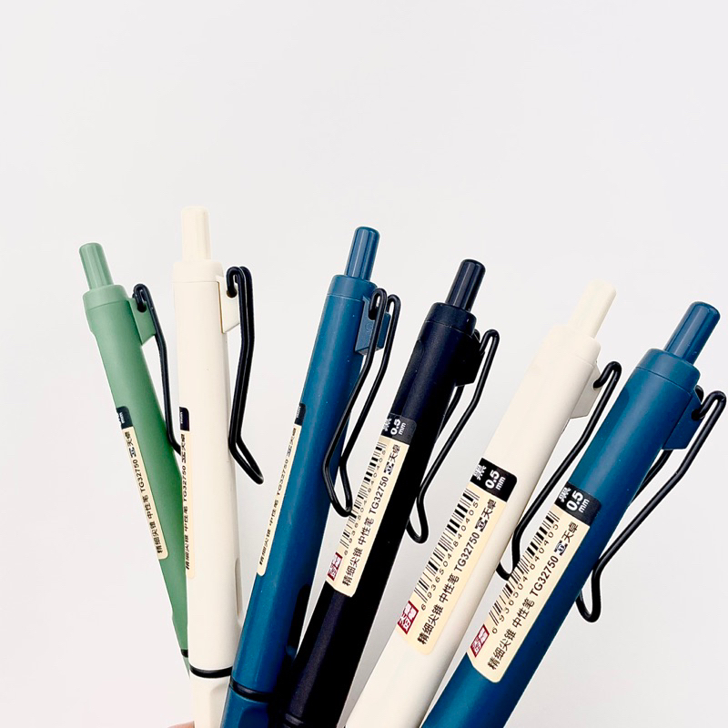 

TIZO Gel Pen TG-32750/ Pen Hitam/ Gel Pen Hitam