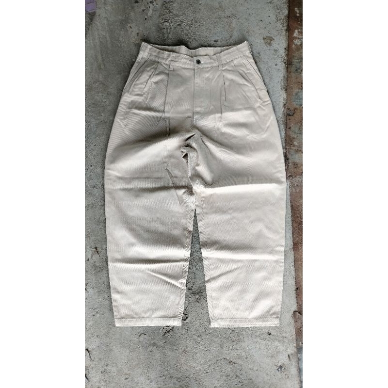BAGGY PANTS UNIQLO KHAKI