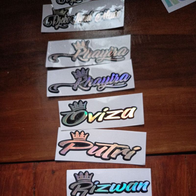 

stiker nama mahkota