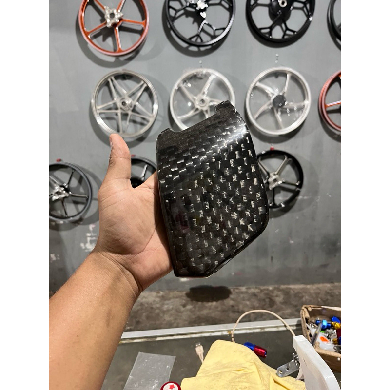 TUTUP LACI NMAX NEW CARBON SPREADTOW