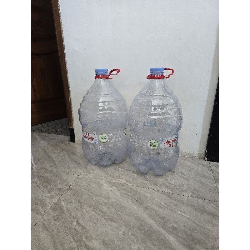 

Galon Le Minerale 15lt Kosong