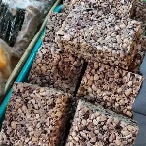 

Tempe Kacang / Tempe Bungkil 1 papan