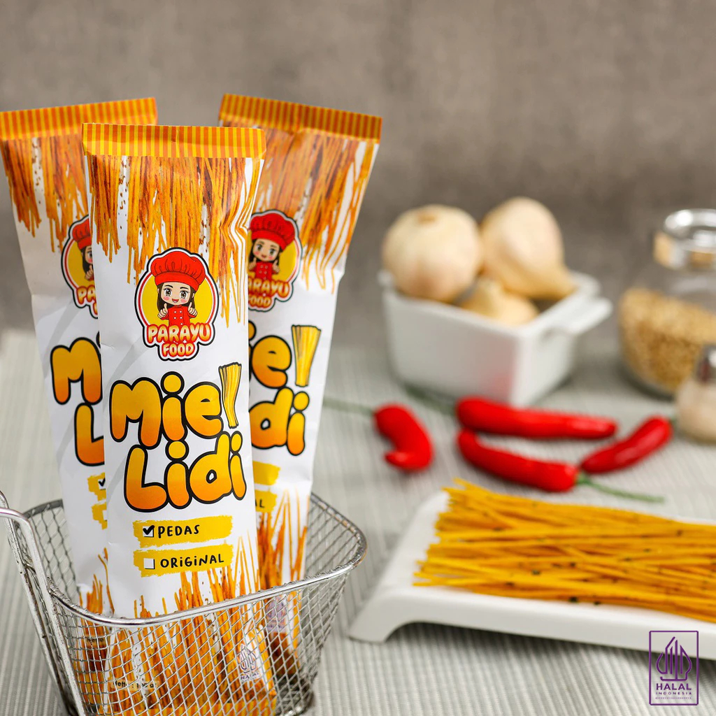 

makanan ringan snack viral kekinian cemilan pedas bumbu melimpah mi lidi best seller kemasan saset 50 gram