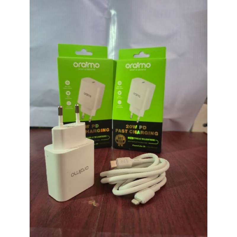 ORAIMO CHARGE IPHONE OCW E106S CL55 USB C TO LIGHTNING 20 WATT MAX FAST CHARGING