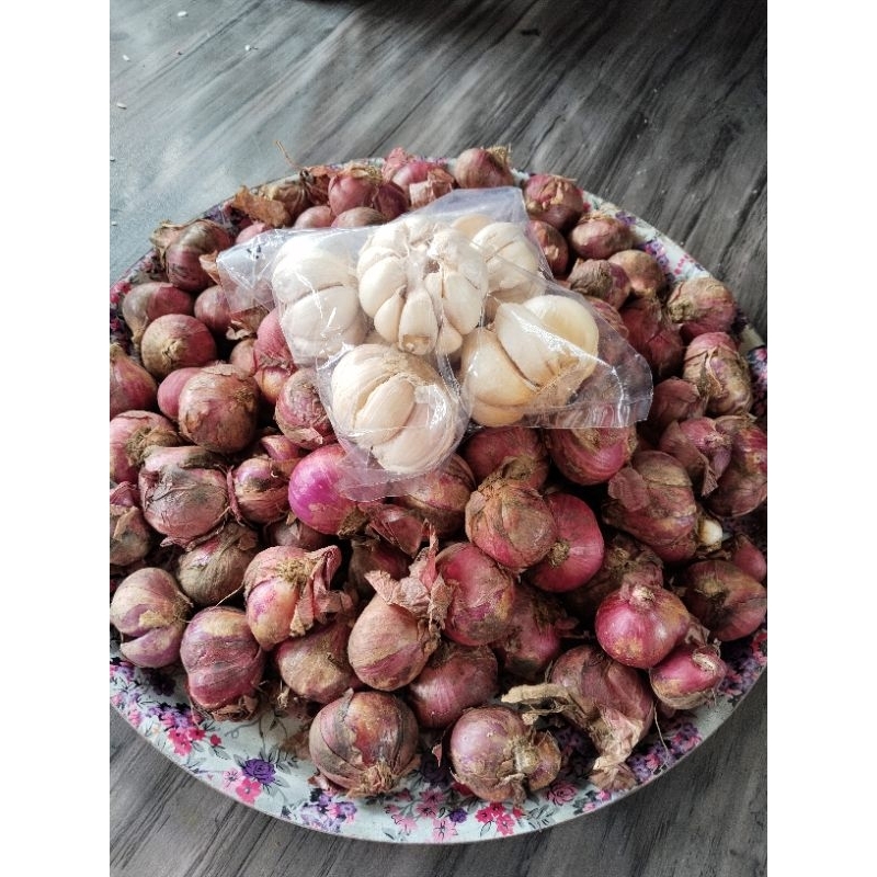 

2KG Bawang Merah free bawang putih