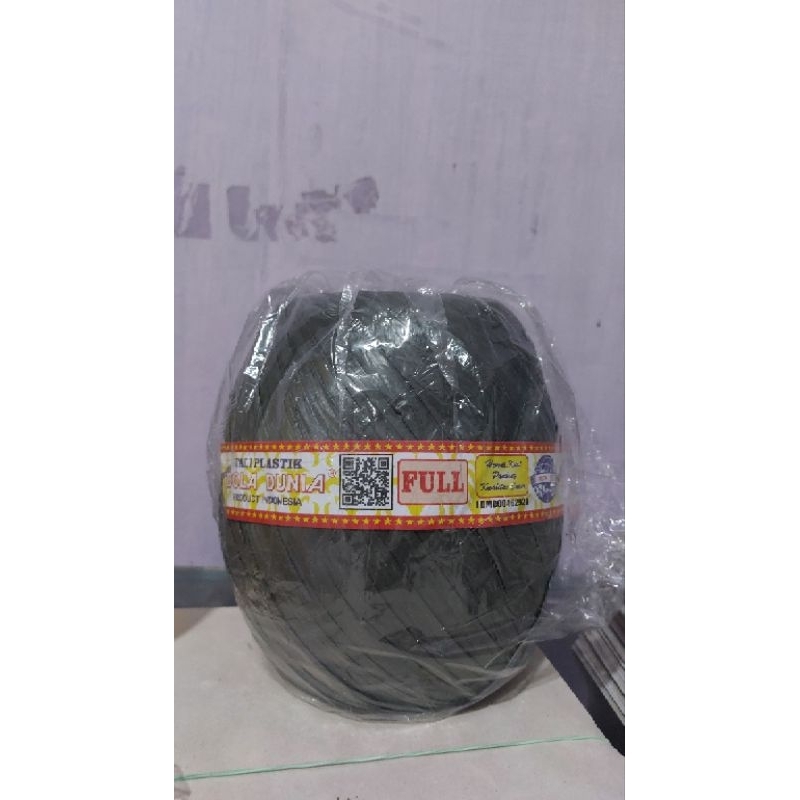 

Rafia Bola Dunia Full (tali plastik)