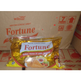 

Minyak Goreng Fortune Bantal 1 L - Fortune Pillow 1 Liter - 1 dus isi 12