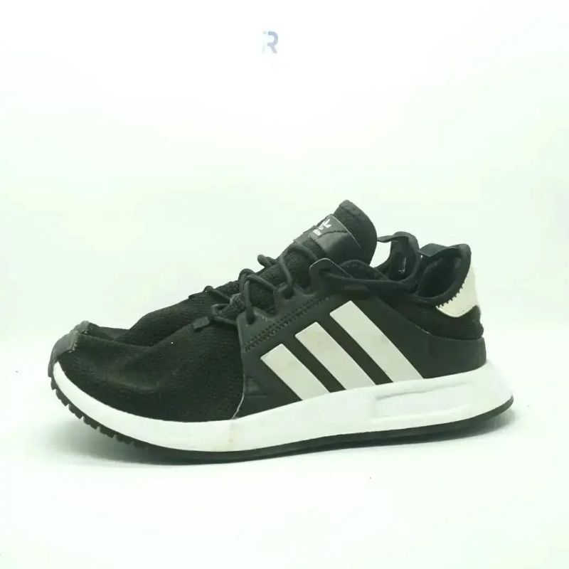 Adidas XPLR Black White (Preloved)
