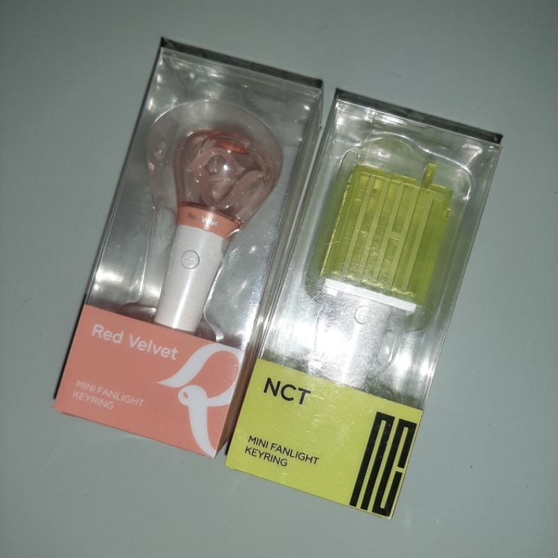 SM Mini Fanlight/Lightstick Keyring Official (Red Velvet & NCT)