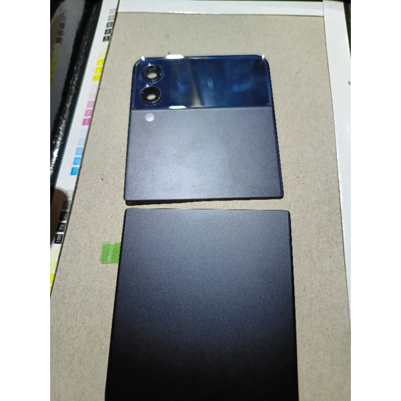 LCD depan samsung galaxy z flip 3 ory bekas copotan