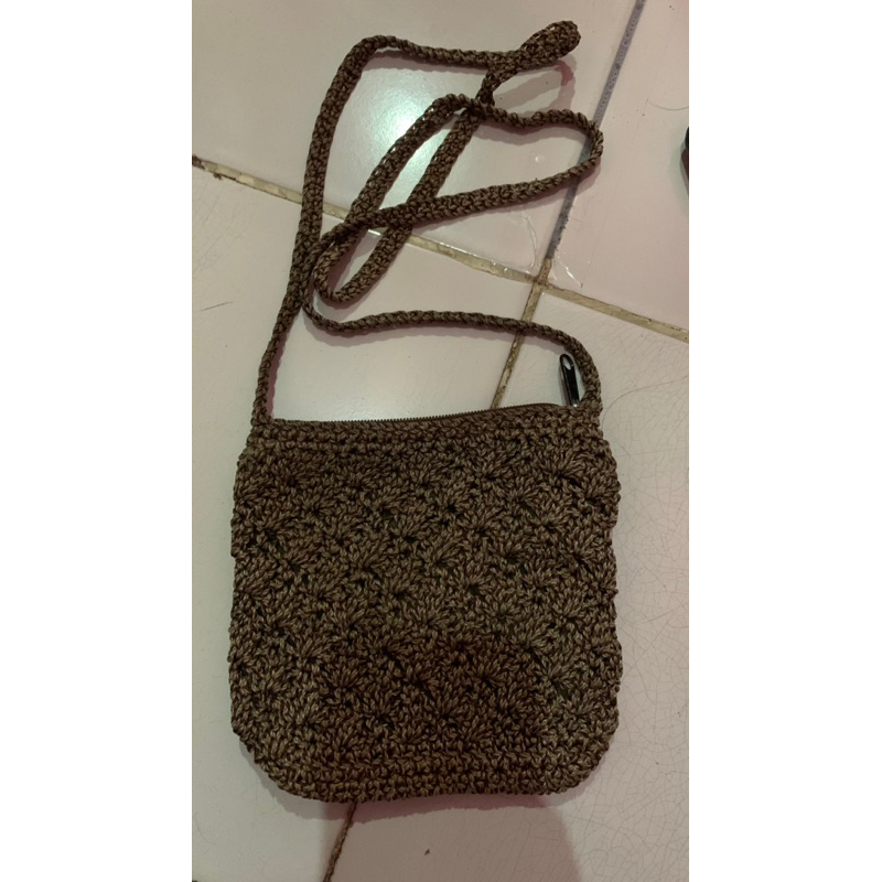 Preloved Tas Rajut Selempang Simpel