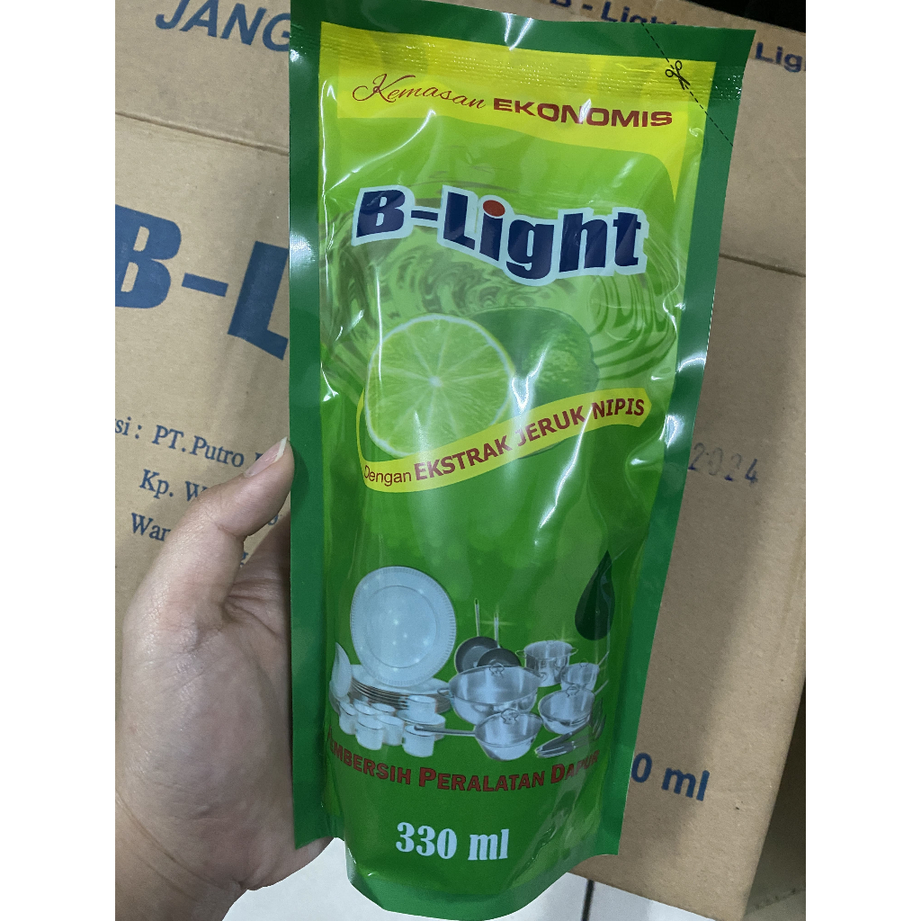 Paling Murah Sabun Cuci Piring B-Light refill 330ml