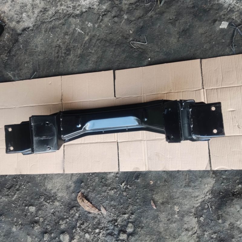 Cros Member Mitsubishi L300 Dudukan Mesin Mitsubishi L300