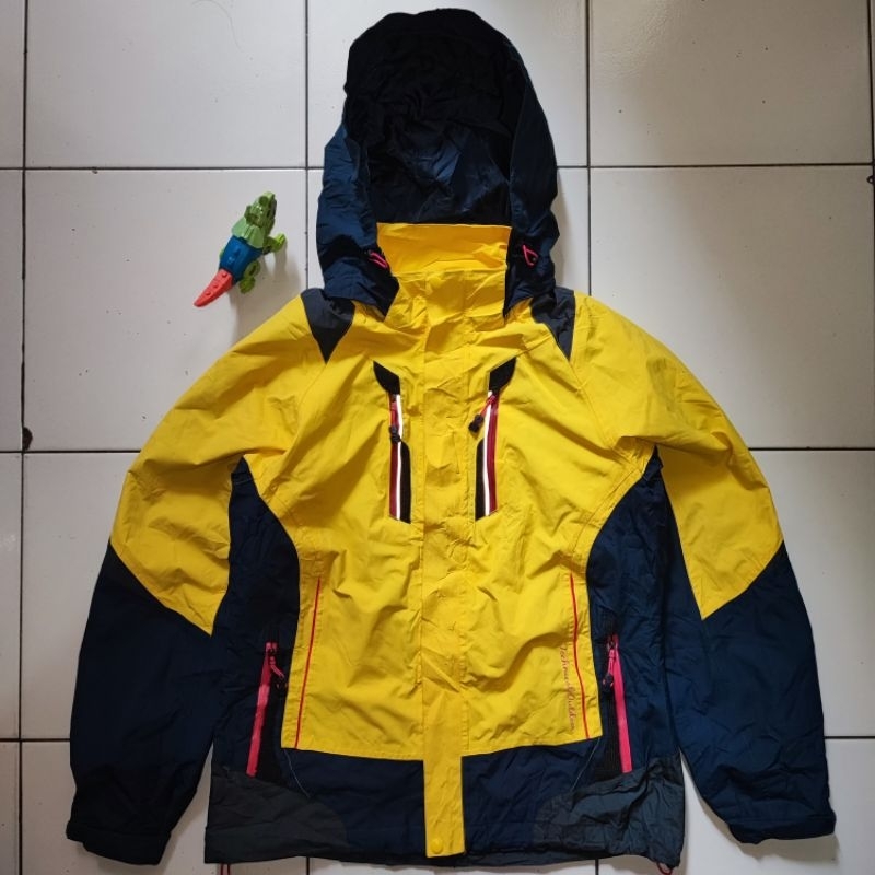 Jaket Outdoor Remaja Dewasa Perempuan MZ MARZO Gorpcore Mountain Wear Original 100% Preloved Second 