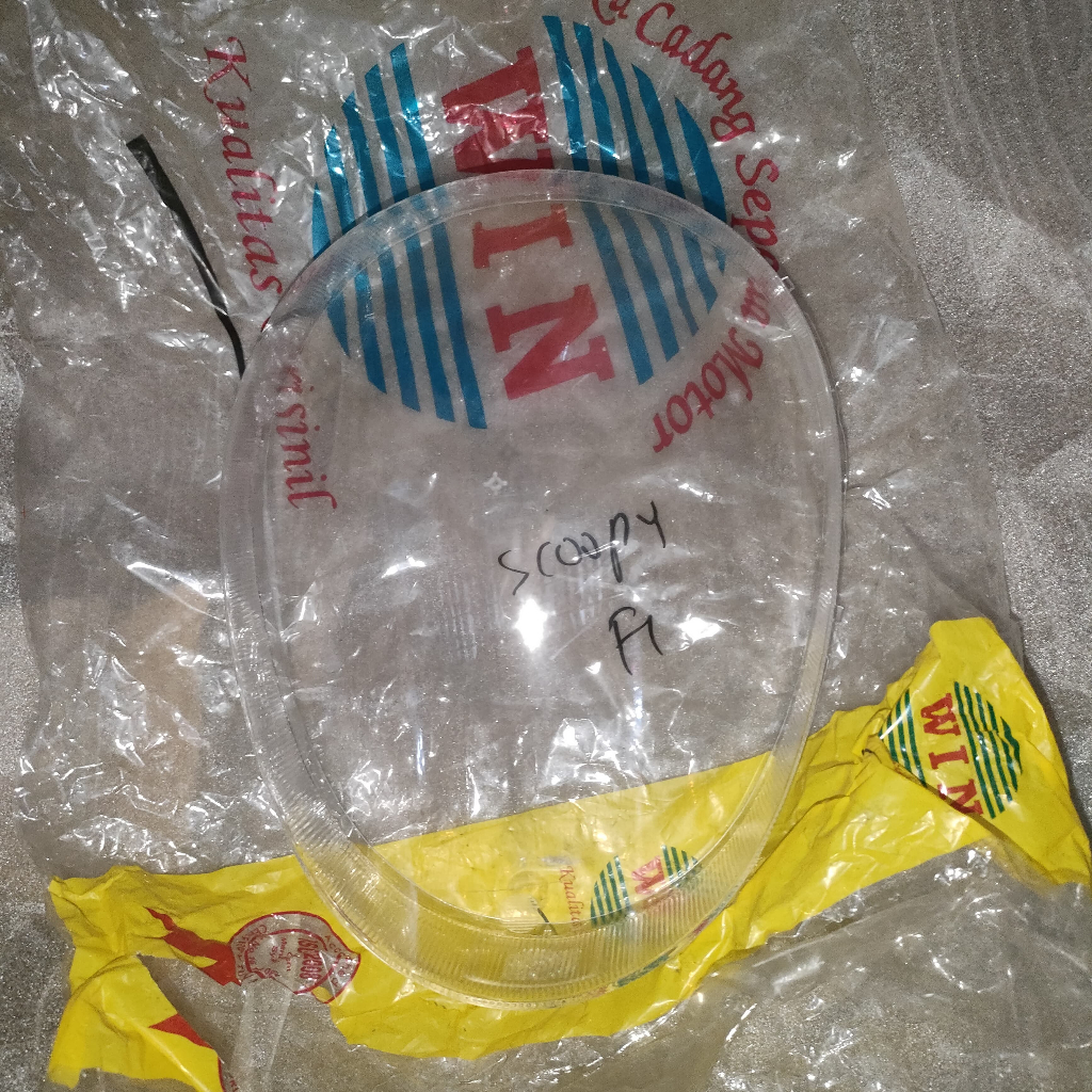 Mika lampu depan scoopy fi 16 Mika depan scoopy fi 16 Kaca lampu depan scoopy fi 16 Kaca depan scoop