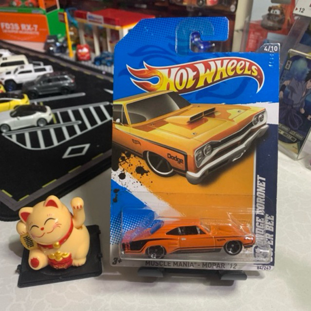 HOTWHEELS 69 DODGE CORONET SUPER BEE
