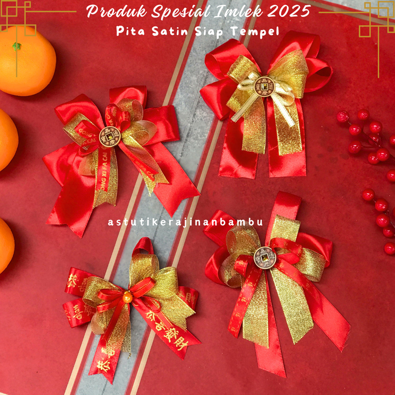 

READY PITA IMLEK 2025 SIAP PAKAI UKURAN 10-12 cm FREE Isi Lem atau Kawat Ikat/pita hampers siap pakai imlek 2025 terbaru mewah/Pita Spesial imlek Lucu Unik Siap Pakai