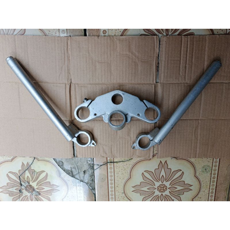 Stang stir set segitiga T atas Ninja RR 150 original copotan