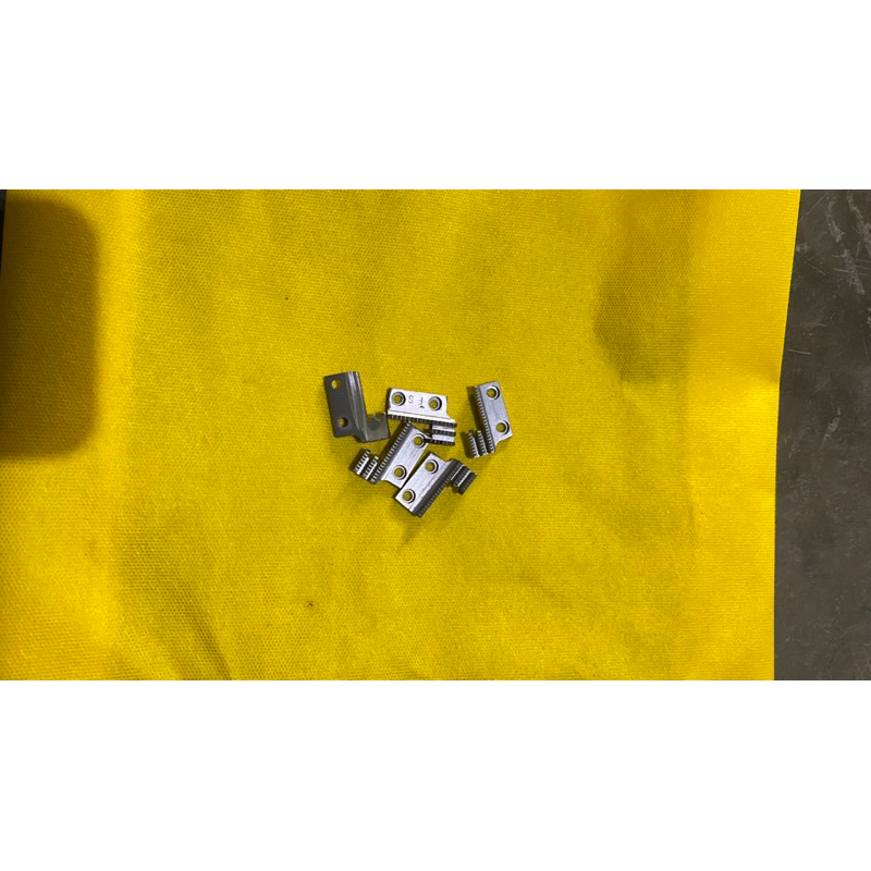 gigi mesin jahit/ stende mesin jahit/ spatu mesin jahit/ sepatu mesin jahit/ alat jahit/ gigi kun me