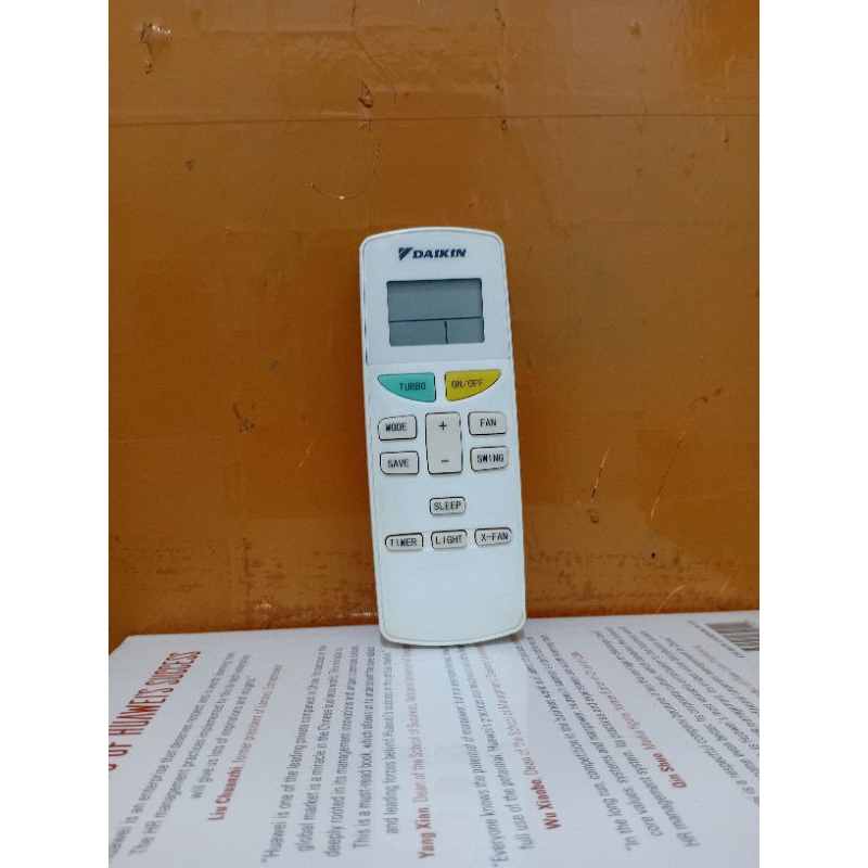 REMOTE AC DAIKIN SERI ARC470A13 ORIGINAL