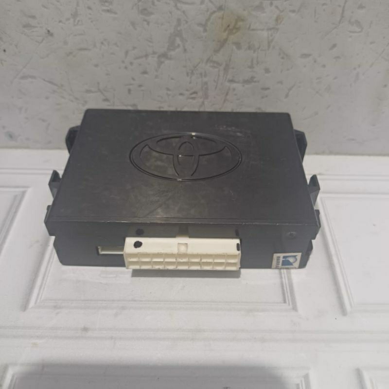 Modul Ecu Alarm Innova Tahun 2004-2015 PZ070-0K561 Asli