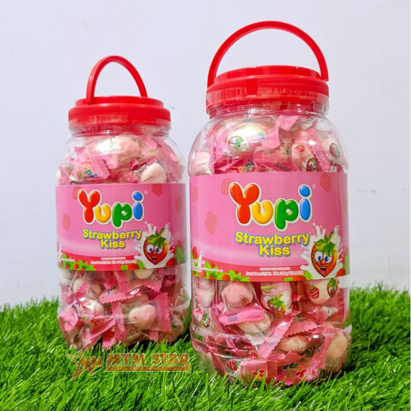 

Yupi Love Strawberry Kiss Toples 300g