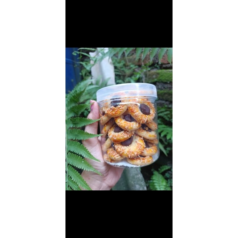 

Thumbprint coklat, stowberry