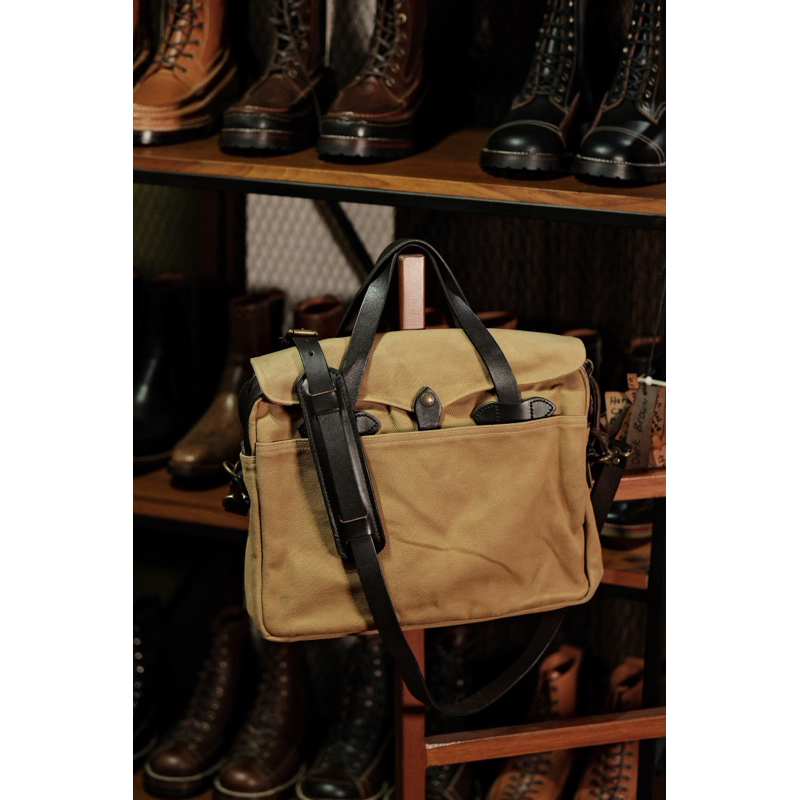 Tas Filson Briefcase Canvas Tan Made in USA