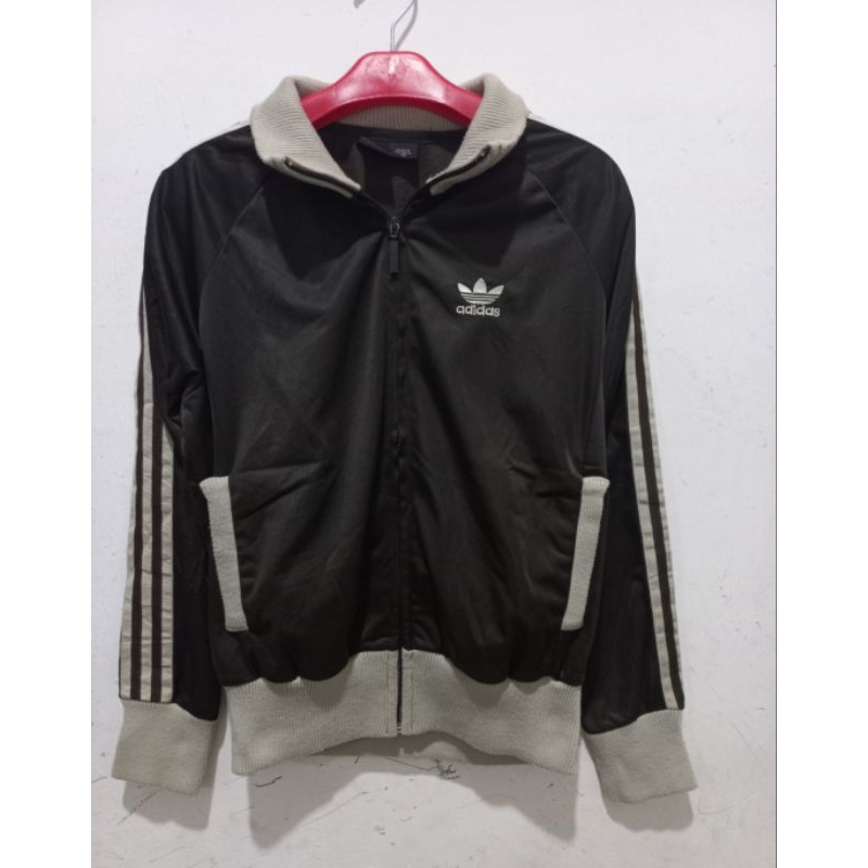 tracktop threefoil adidas