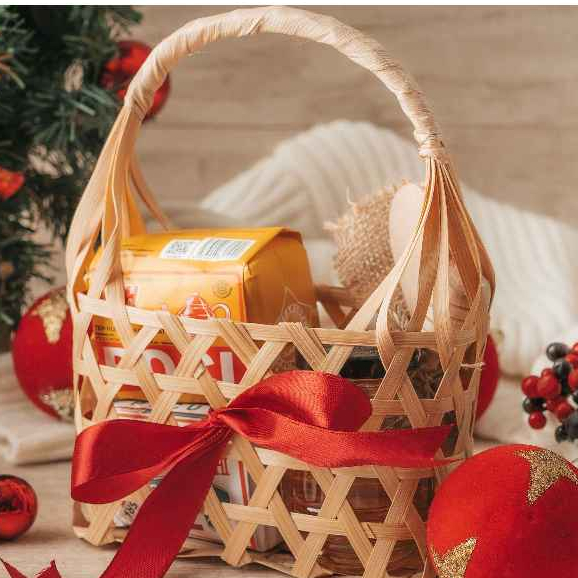 

Tea Hampers Souvenir Teh Artisan Gift Kado - RALINE Hampers