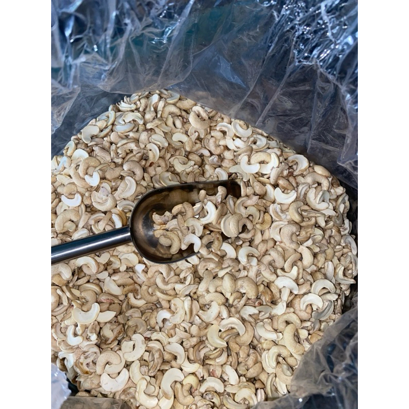 

KACANG MEDE BELAH REEPACK 100 gr