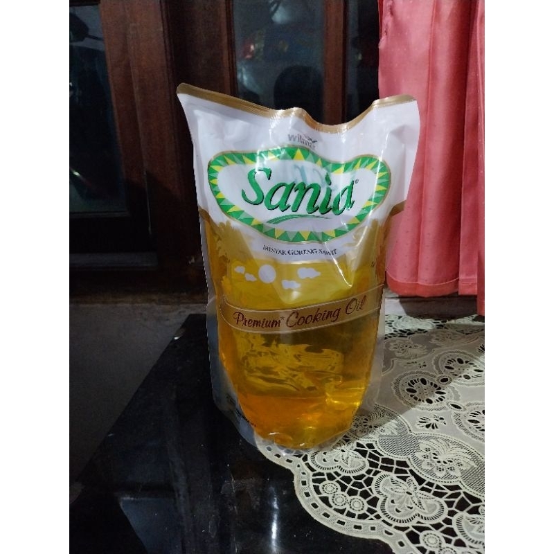 

Minyak goreng Sania 2 liter