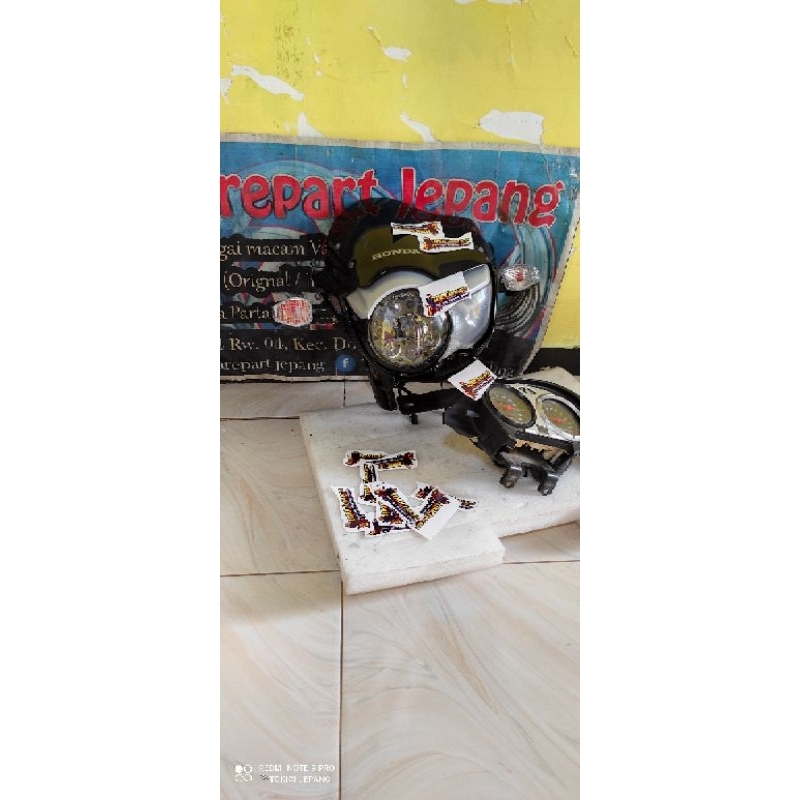 headlamp PC tiger revo copotan atau lampu tiger pece original copotan atau lampu pc hitam tiger revo