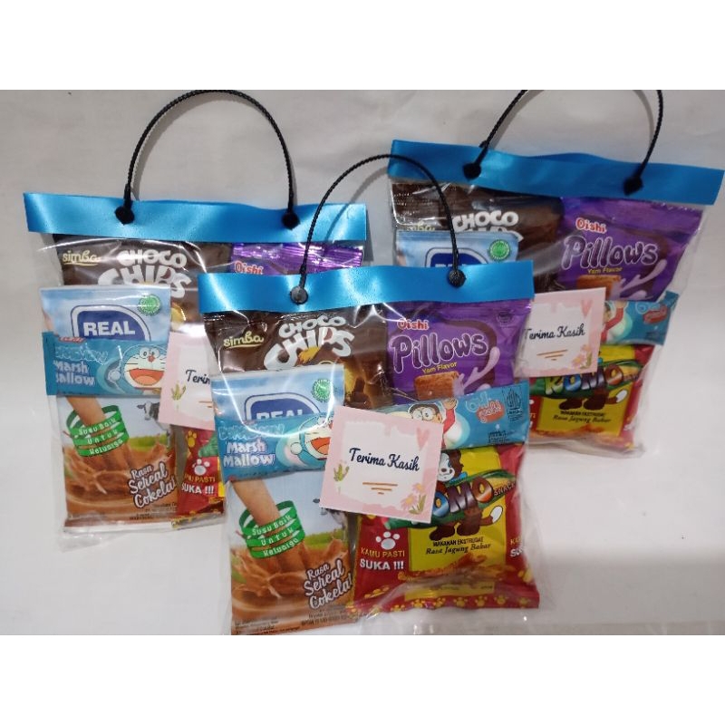

Snack Ulang Tahun/Hampers (Paket Komo)
