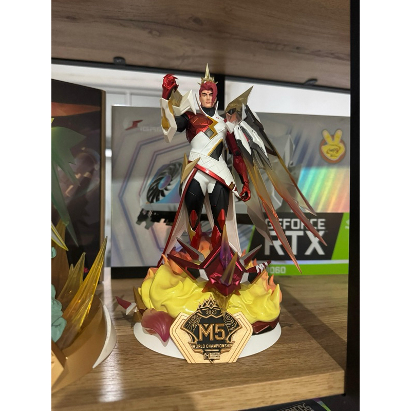 Action Figure Yuzhong M5 Mobile Legends Limited Edition