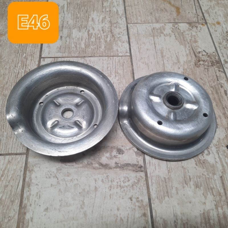 tatakan atas per depan BMW E46 318i 323i 325i thn 99-04 (2pcs)